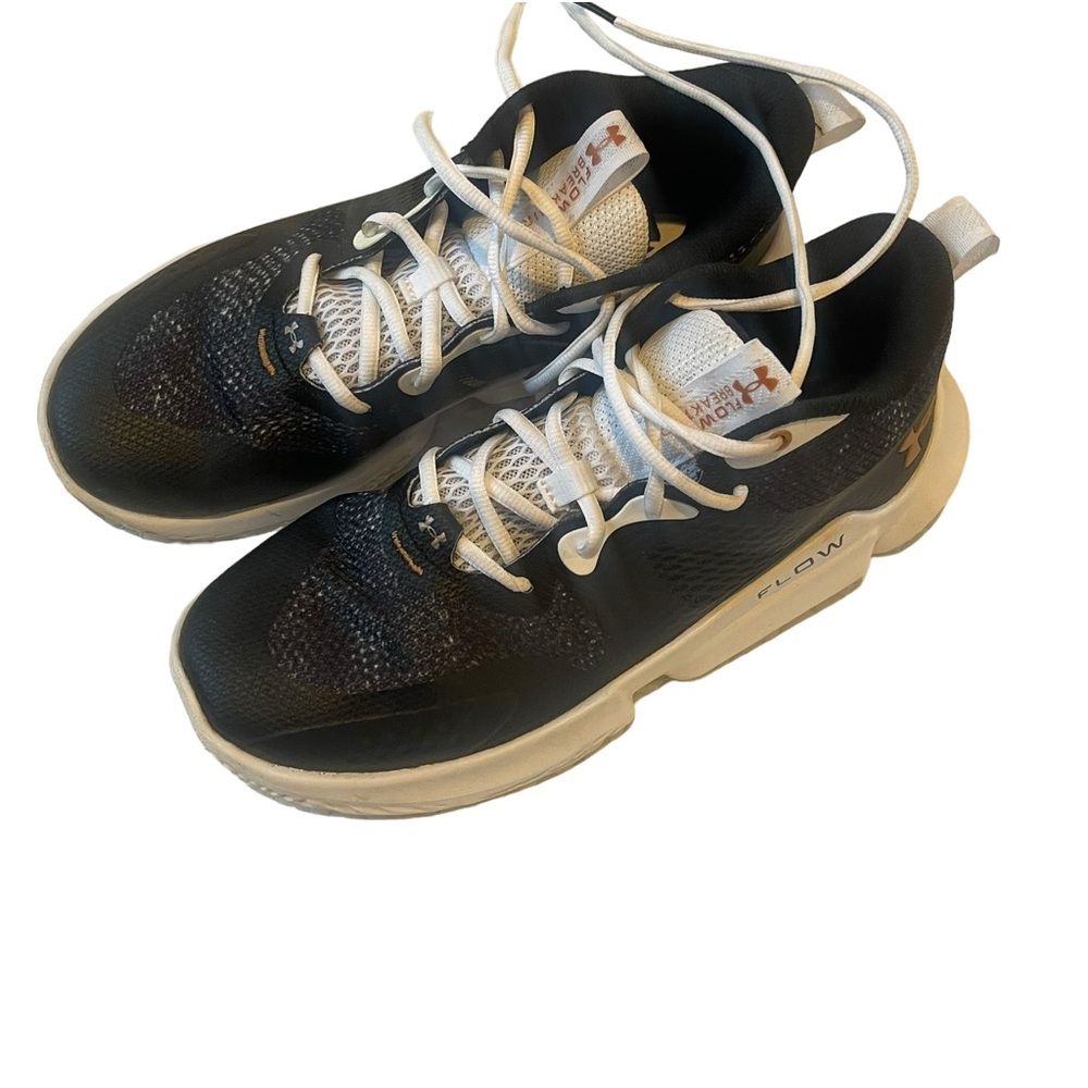 Under Armour. Sz 9.5 Women. Athletic Shoes/Trainers/Sneakers. Great condition - Picture 1 of 13
